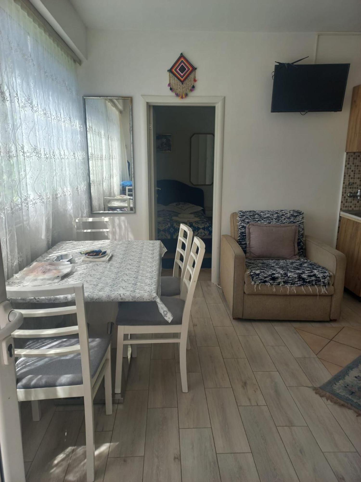 Mine Aparthotel *