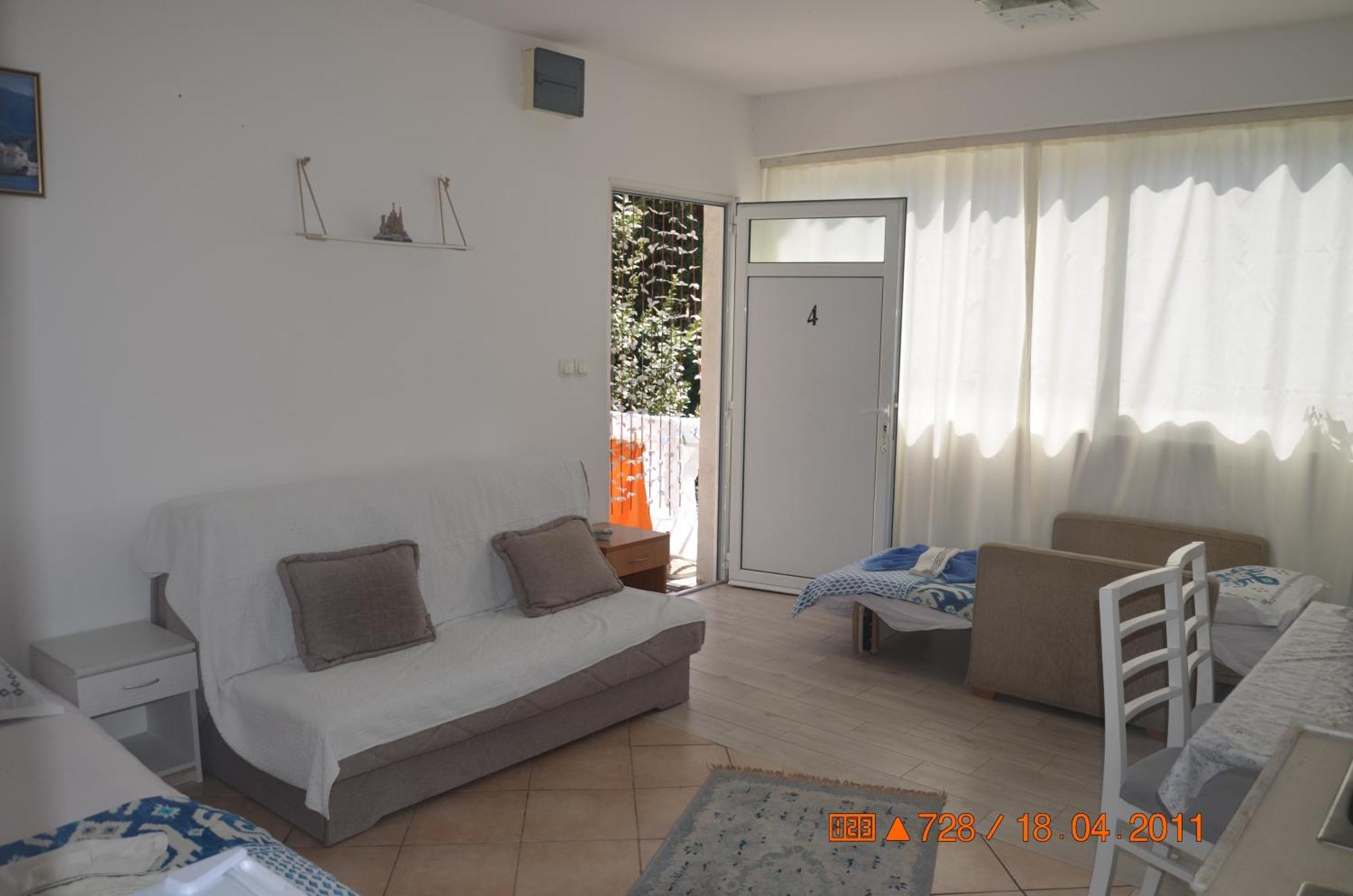 Mine Aparthotel *
